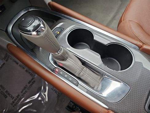 Used 2018 Chevrolet Malibu LT w/ Leather Package image 29