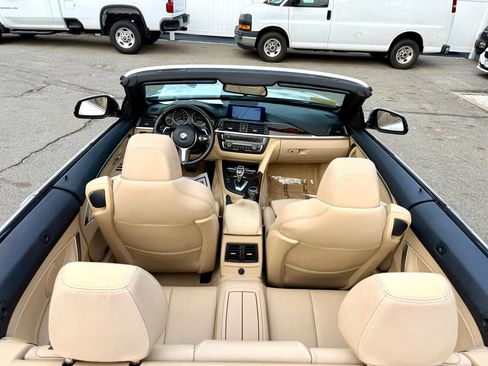 Used 2014 BMW 428i xDrive Convertible image 24
