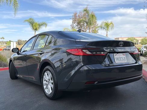Used 2025 Toyota Camry LE image 18