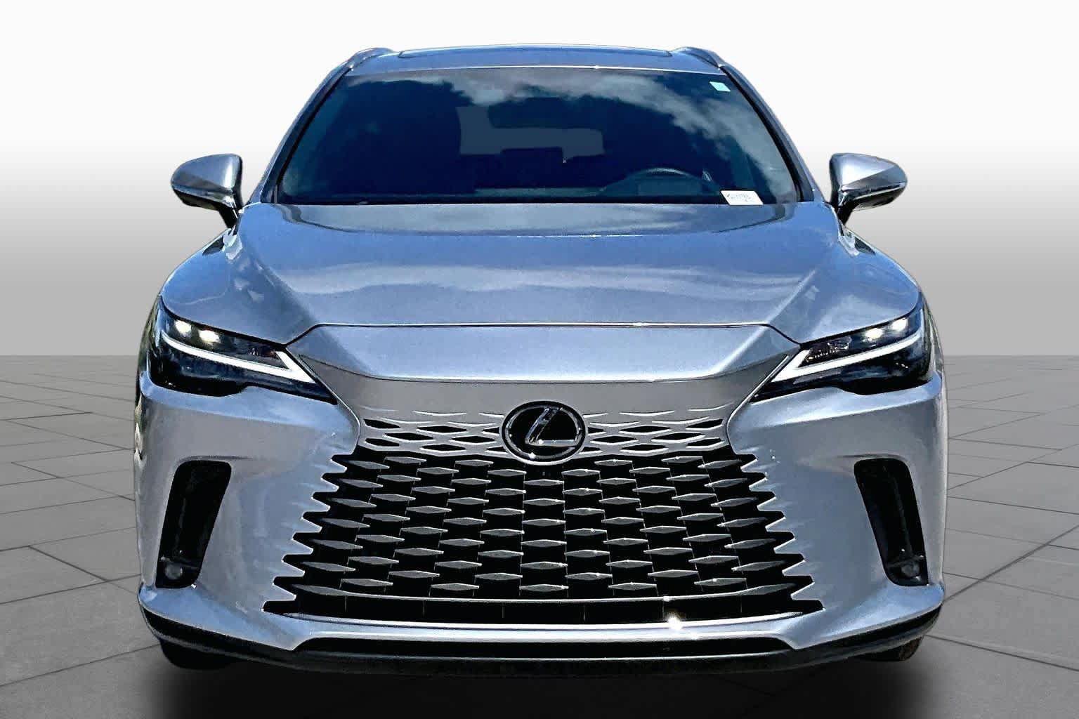 Used 2024 Lexus RX 350 Premium Plus w/ Convenience Package FWD image 4