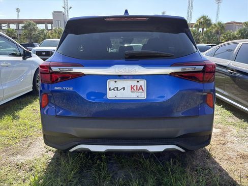 Used 2022 Kia Seltos LX AWD/4WD image 8