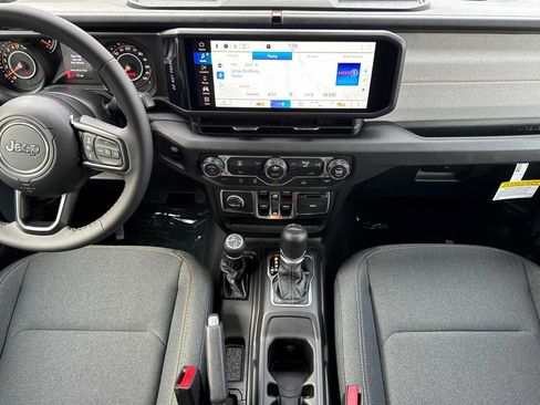 New 2026 Jeep Gladiator Sport AWD/4WD image 13