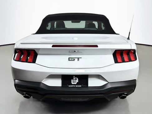 Used 2024 Ford Mustang GT Premium RWD image 6