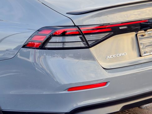 Used 2025 Honda Accord Sport image 16