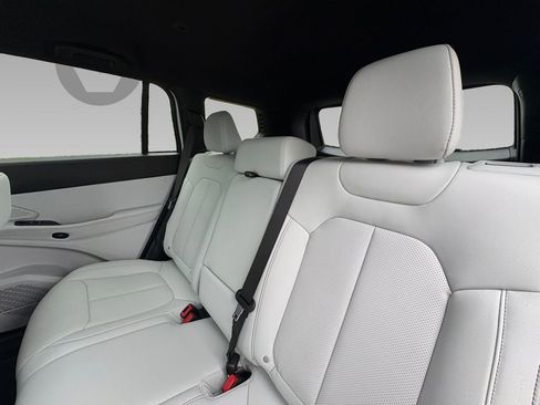 New 2026 Jeep Cherokee Limited image 5