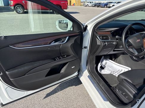 Used 2017 Cadillac XTS Premium Luxury image 12