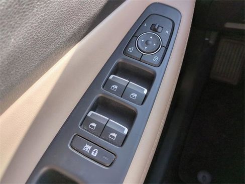 Used 2020 Hyundai Santa Fe Limited w/ Cargo Package image 31