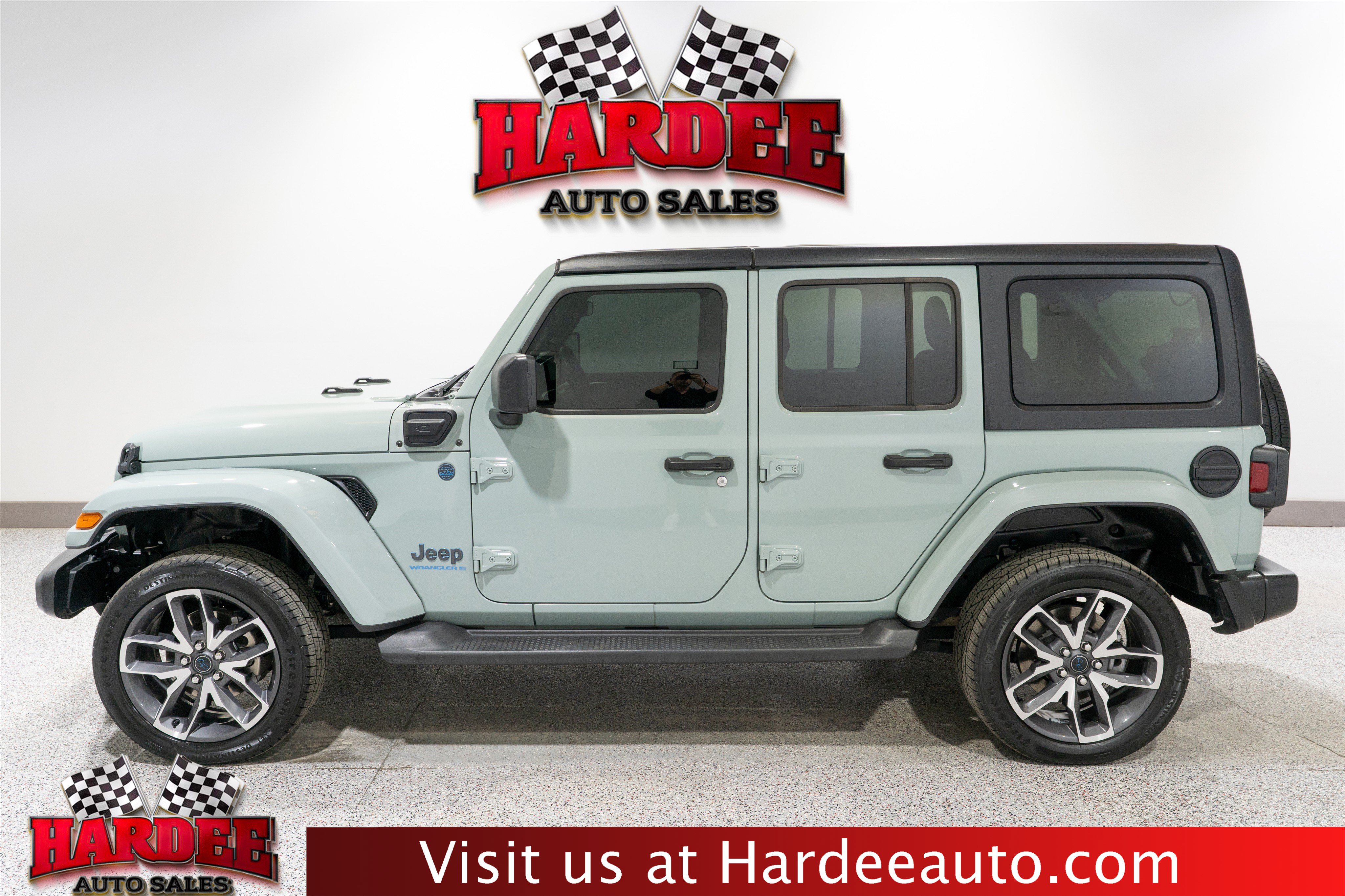 Used 2024 Jeep Wrangler Unlimited w/ Convenience Group AWD/4WD 360° Tour