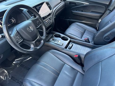 Used 2023 Honda Passport TrailSport image 4