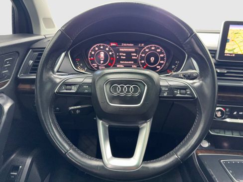 Used 2019 Audi Q5 2.0T Premium Plus w/ Premium Plus Package AWD/4WD image 19