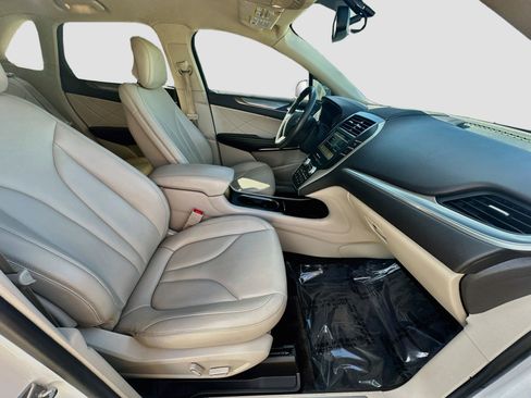 Used 2018 Lincoln MKC Premiere AWD/4WD image 30