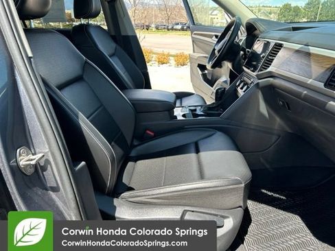 Used 2022 Volkswagen Atlas SE AWD/4WD image 31
