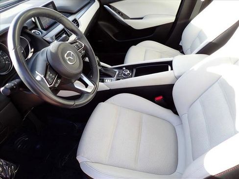 Used 2017 MAZDA MAZDA6 Grand Touring image 9