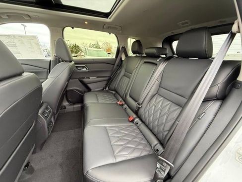 New 2026 Nissan Rogue Platinum w/ Platinum Premium Package image 15