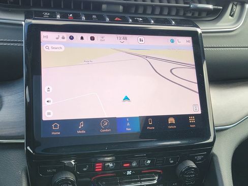 Used 2023 Jeep Grand Cherokee Overland image 22