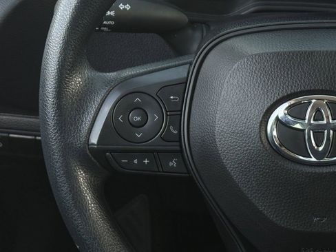 Used 2024 Toyota Corolla LE FWD image 14