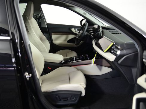 New 2025 Audi A5 2.0T Prestige image 19