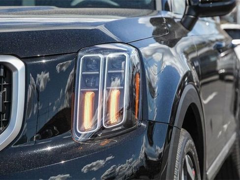 New 2025 Kia Telluride EX image 3