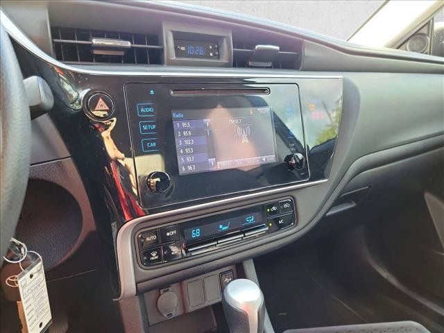 Used 2019 Toyota Corolla LE FWD image 20