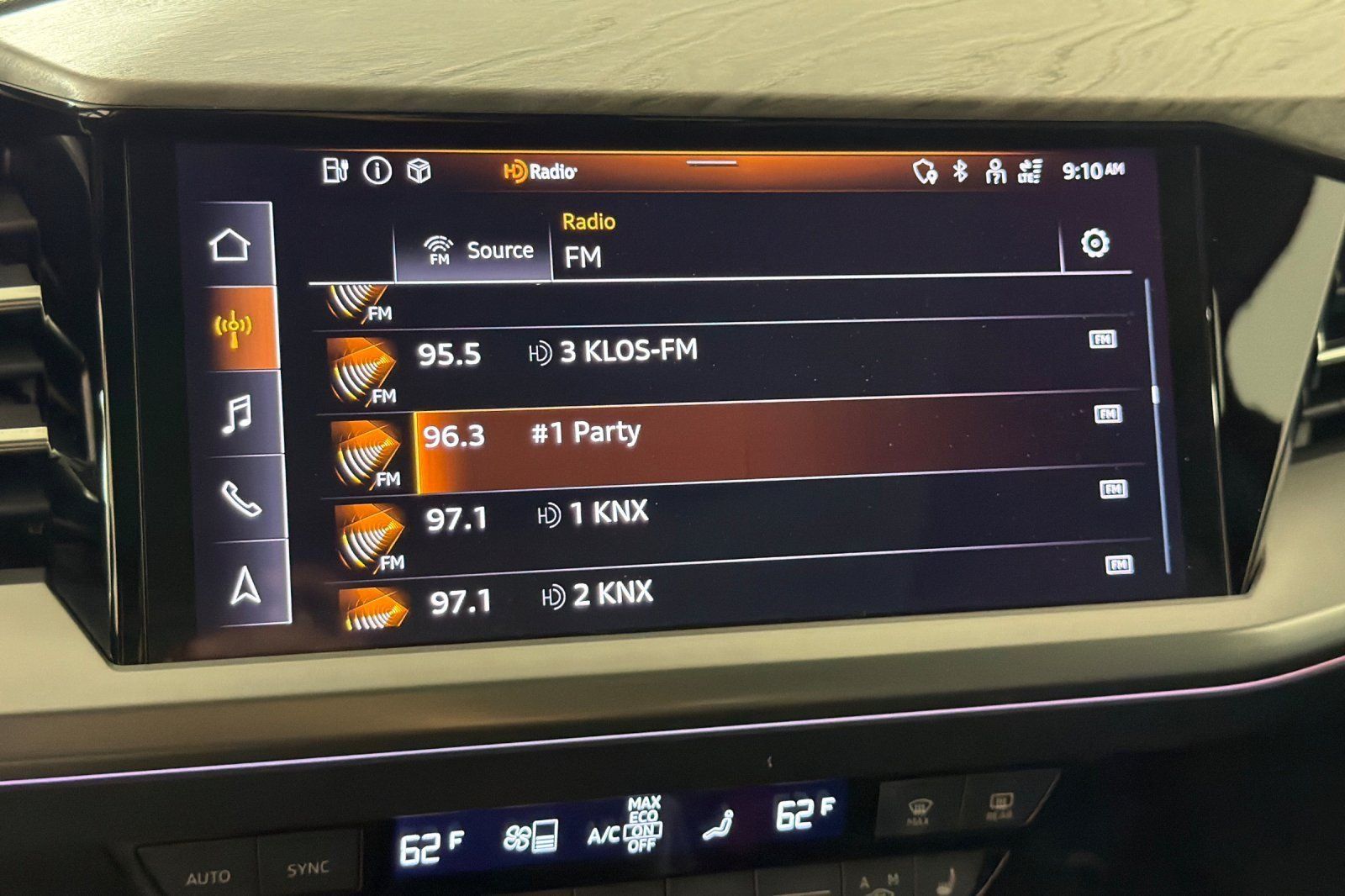 Certified 2023 Audi Q4 e-tron Premium Plus w/ Premium Plus AWD/4WD image 17