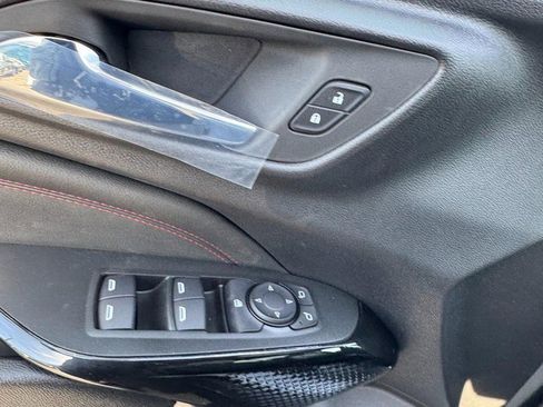 New 2026 Chevrolet Trax RS FWD image 9