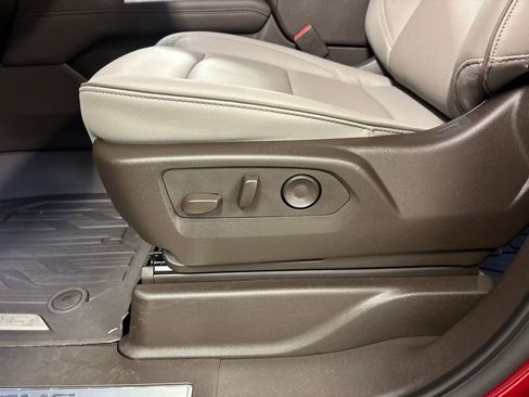 New 2026 GMC Yukon Elevation w/ LPO, Floor Liner Package AWD/4WD image 25