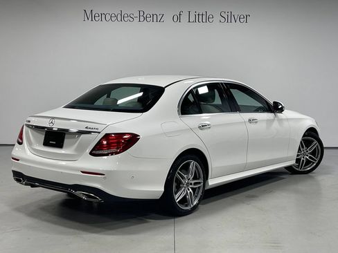 Certified 2017 Mercedes-Benz E 300 4MATIC image 6