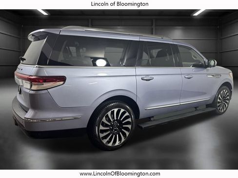 Certified 2022 Lincoln Navigator L Black Label AWD/4WD image 9