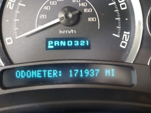 Used 2005 Cadillac Escalade ESV Platinum image 43