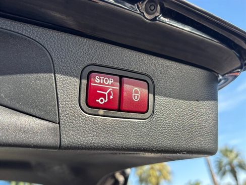 Used 2016 Mercedes-Benz GLC 300 image 12