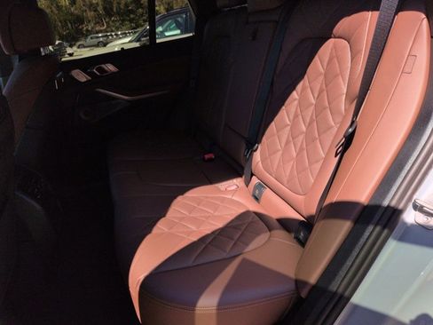 New 2026 BMW X5 M60i image 16