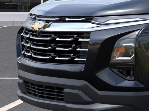 New 2026 Chevrolet Equinox LT w/ Safety and Technology Package FWD image 13