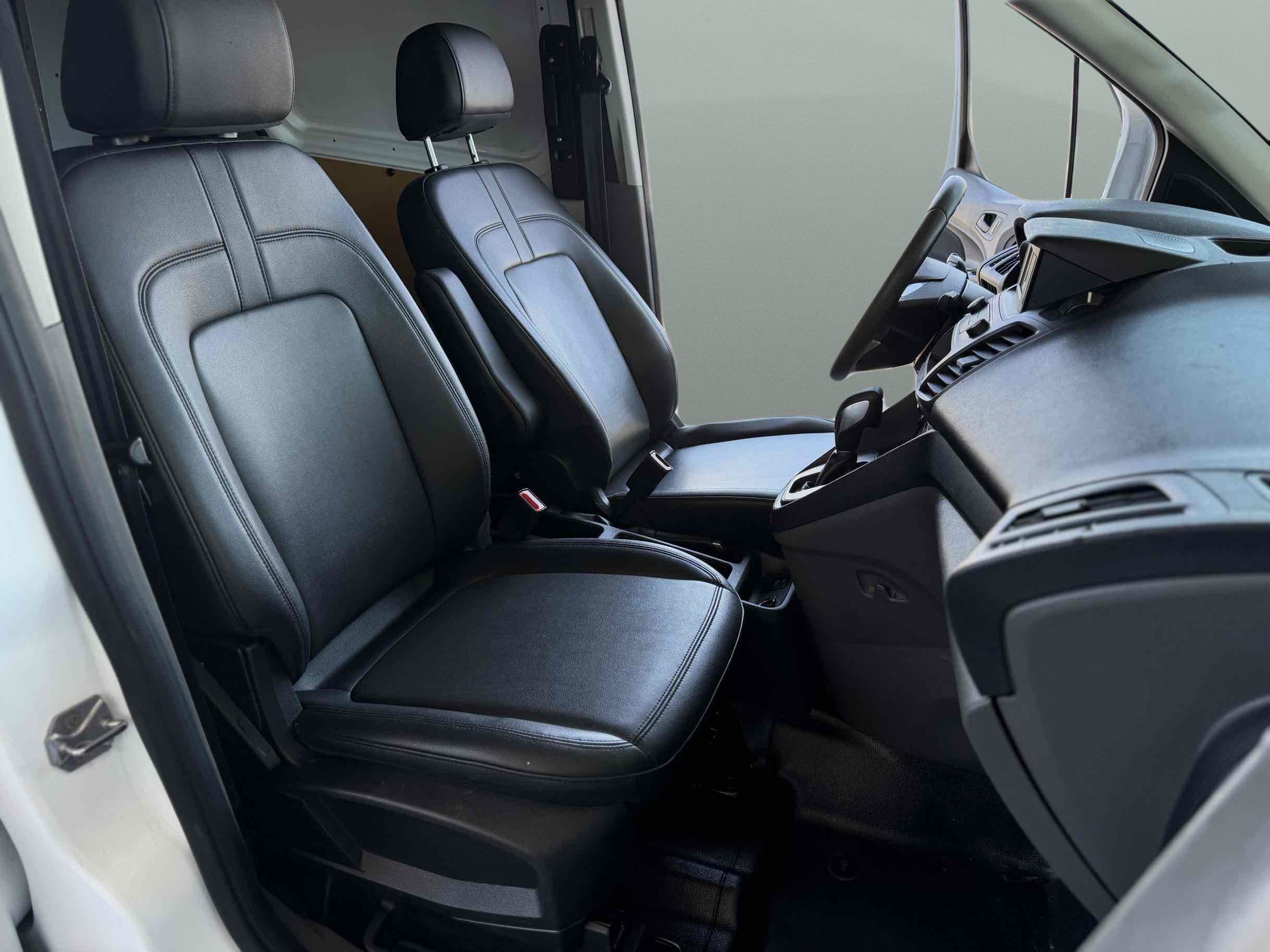 Used 2019 Ford Transit Connect XL FWD image 13