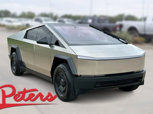 Used 2025 Tesla Cybertruck 2WD Crew Cab image 1