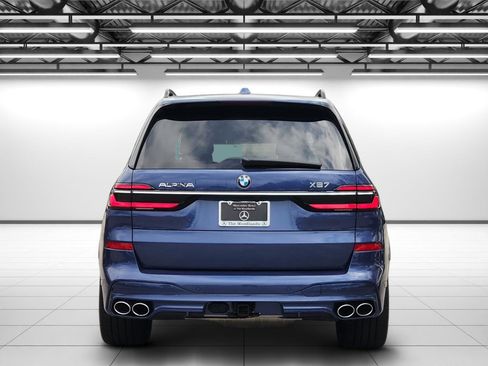 Used 2025 BMW ALPINA XB7 image 8