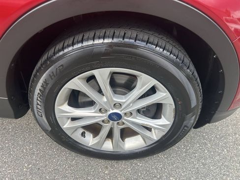 Used 2018 Ford Escape SEL AWD/4WD image 14