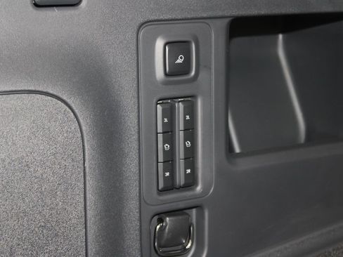 New 2025 Lincoln Navigator Reserve w/ Jet Appearance Package image 16