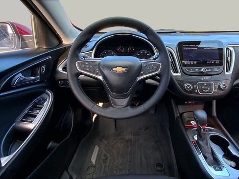 Used 2024 Chevrolet Malibu RS w/ LPO, Floor Liner Package FWD image 6