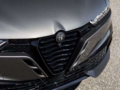 New 2026 Alfa Romeo Tonale w/ Active Assist Package image 13