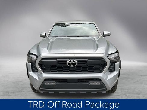 Used 2024 Toyota Tacoma TRD Off-Road image 10