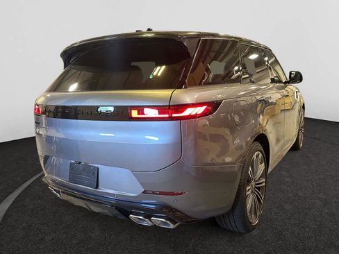 New 2025 Land Rover Range Rover Sport Dynamic SE image 6
