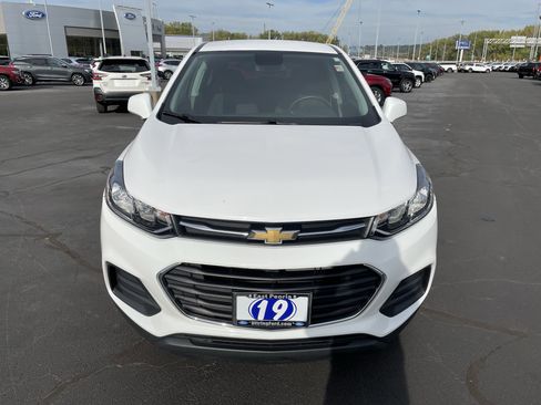 Used 2019 Chevrolet Trax LS w/ Tint and Cruise Package image 10