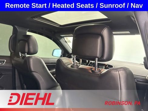 Used 2020 Jeep Grand Cherokee Altitude AWD/4WD image 12