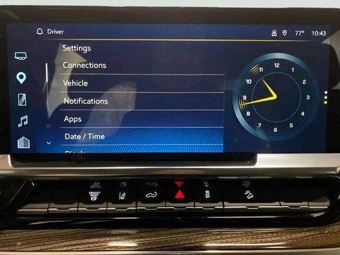 Used 2025 Chevrolet Silverado 2500 LT AWD/4WD image 43