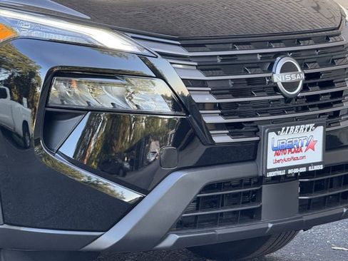 New 2026 Nissan Rogue SV w/ Cold Weather Package AWD/4WD image 3