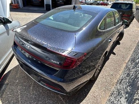Used 2021 Hyundai Sonata Limited image 3