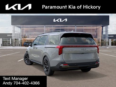 New 2026 Kia Carnival SX w/ SX Dark Edition Package FWD image 4