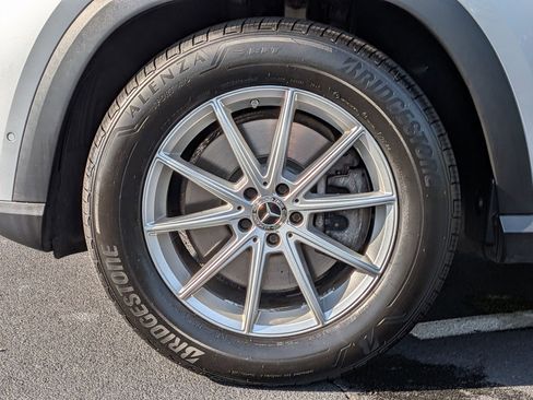 Certified 2024 Mercedes-Benz GLE 450e 4MATIC image 13