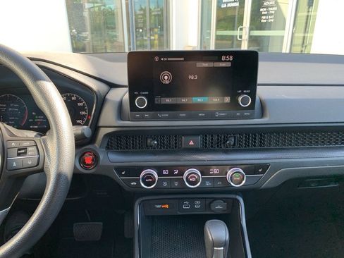 Used 2024 Honda CR-V EX image 17