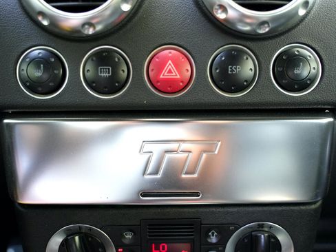 Used 2003 Audi TT 1.8T image 34